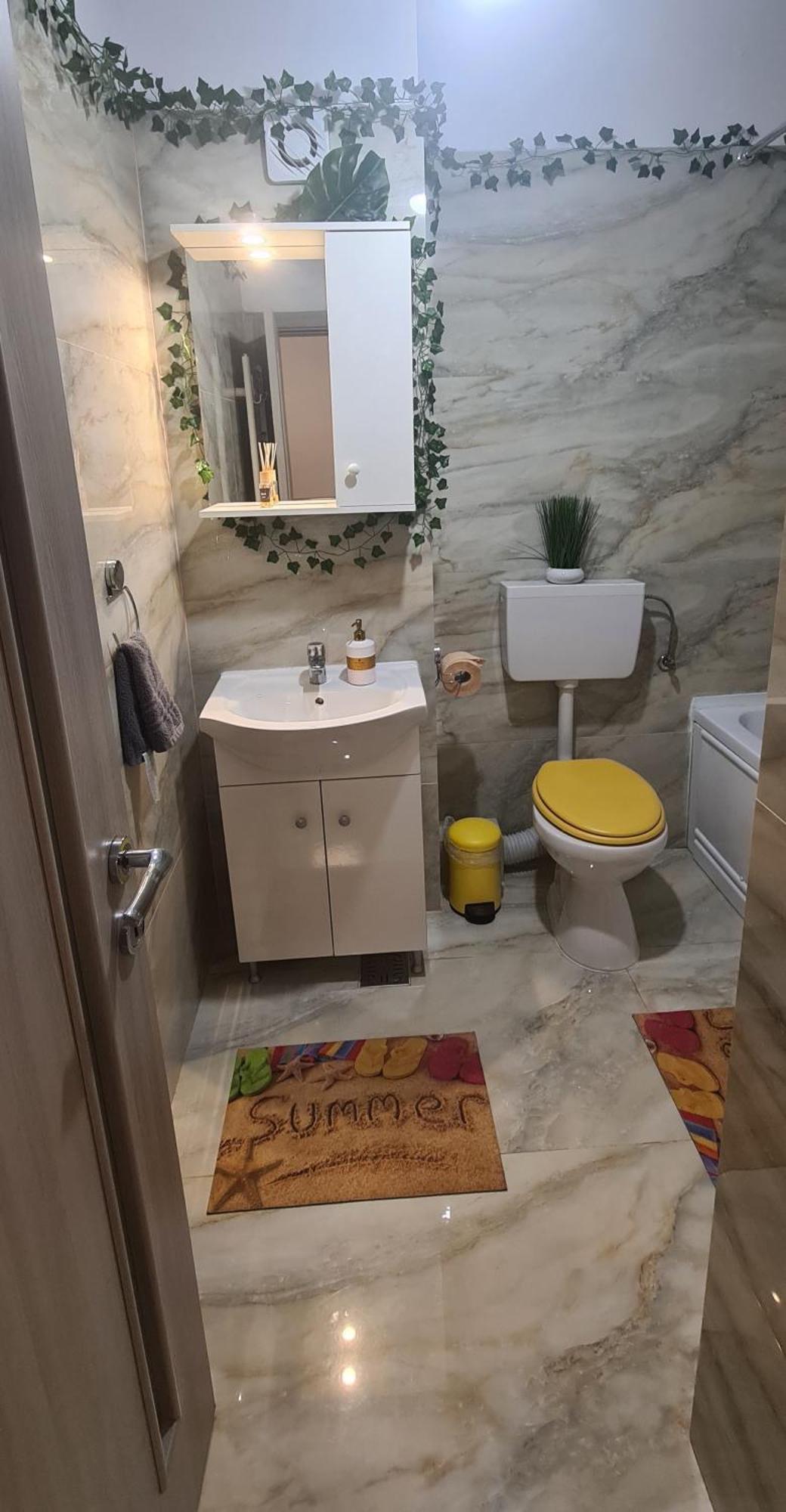 Marble Studio Bukares Bagian luar foto